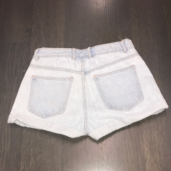 Zara shorts - Picture 2 of 2